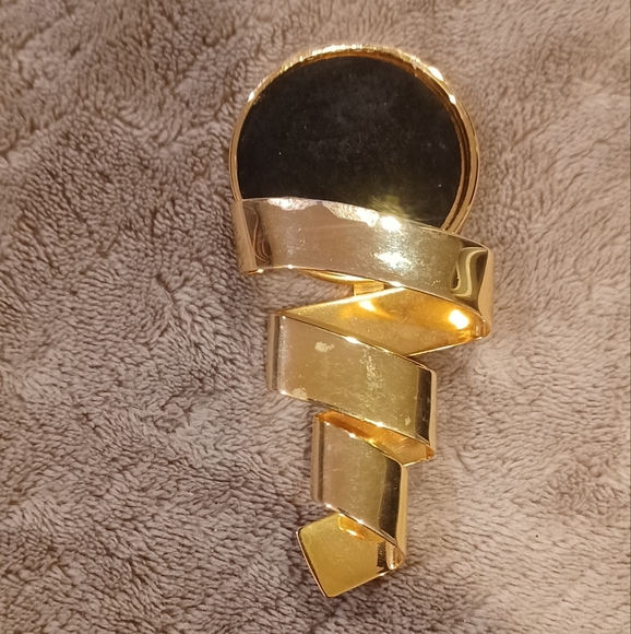 Unique brooch about 4" in length almost 2" across - Picture 5 of 7